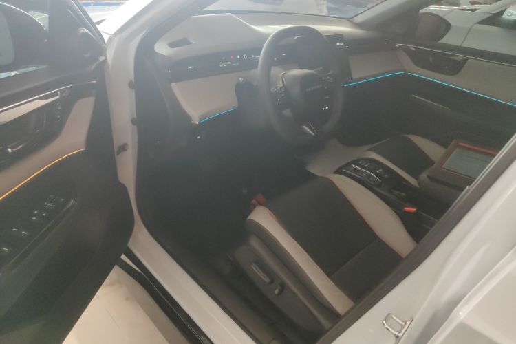 Honda e:NS2 2025 immagine di auto #13