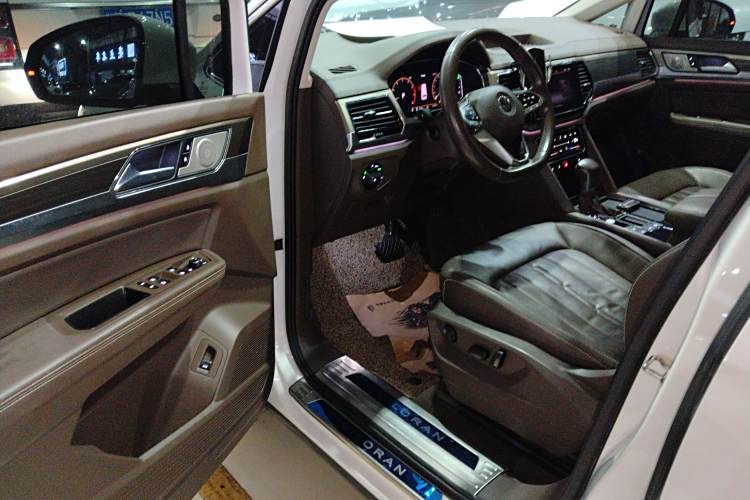 Volkswagen Viloran 2021 #13 Volkswagen Viloran 2021 car image #13