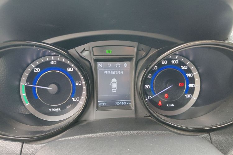 Changan CS15 EV 2018 #13 Changan CS15 EV 2018 car image #13