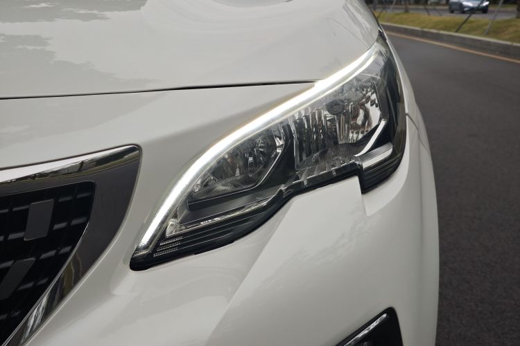 Peugeot 4008 2018 car image #13