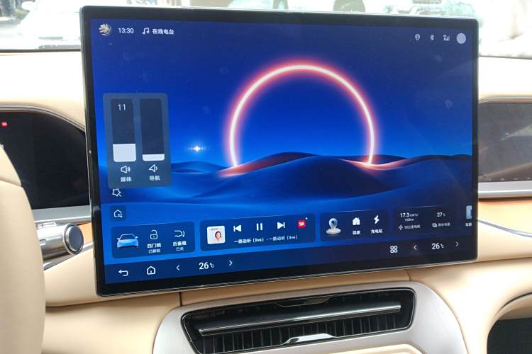 Denza N7 2023 imagem de carro #13