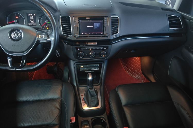 Volkswagen Sharan 2018 immagine di auto #13