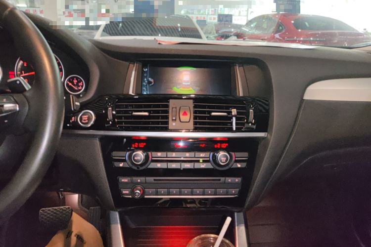 BMW X4 M40i 2018 #13 BMW X4 M40i 2018 immagine di auto #13