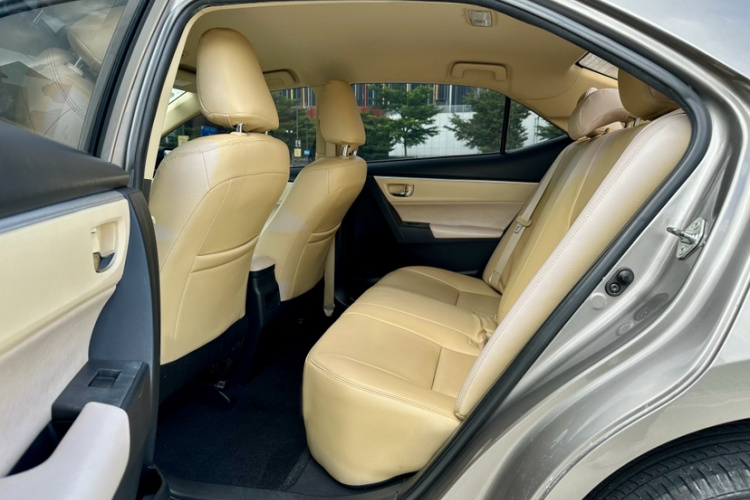 丰田 卡罗拉 2018 汽车图片 #13