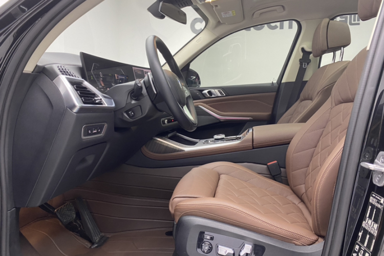 BMW X7 2023 #13 BMW X7 2023 car image #13