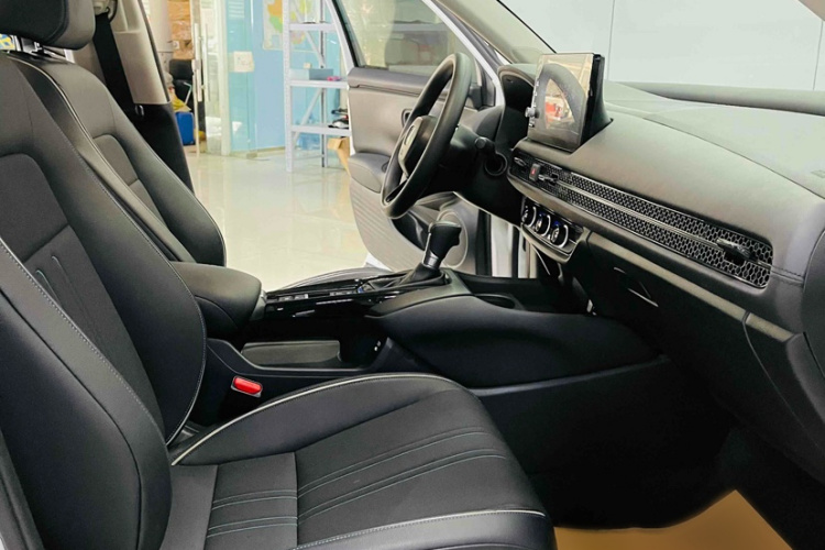 Honda HR-V 2023 #13 Honda HR-V 2023 car image #13