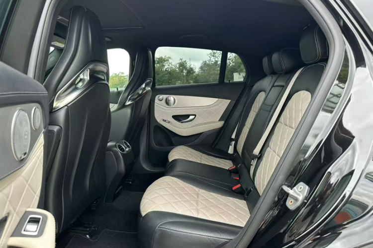 Mercedes-Benz GLC Coupe AMG 2019 صورة سيارة #13