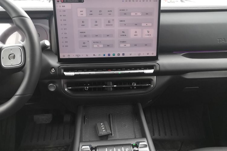 Tank 300 New Energy 2025 #13 Tank 300 New Energy 2025 immagine di auto #13