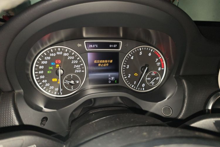 Mercedes-Benz A Class (Imported) 2015 car image #13