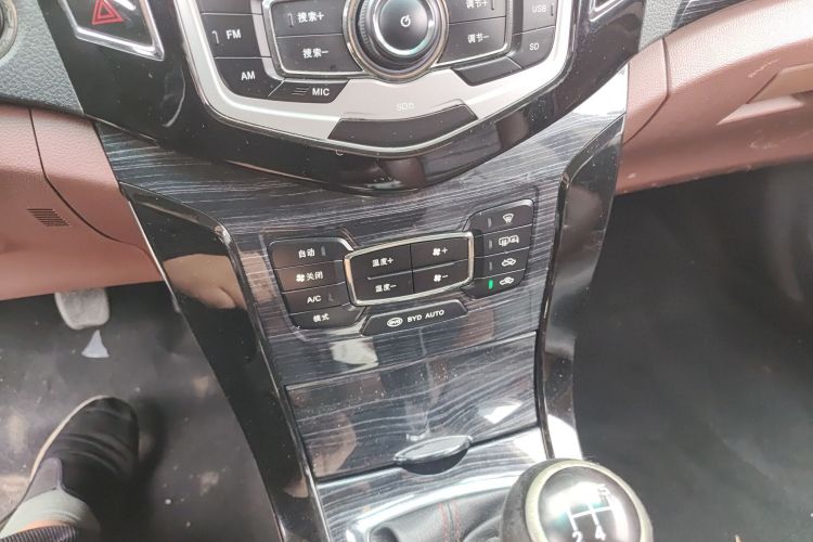 BYD SuRui 2017 car image #13