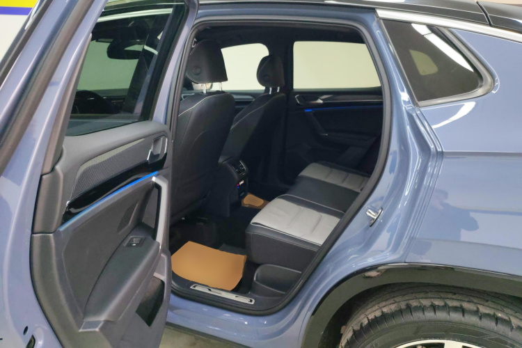 Volkswagen Tayron X 2020 immagine di auto #13