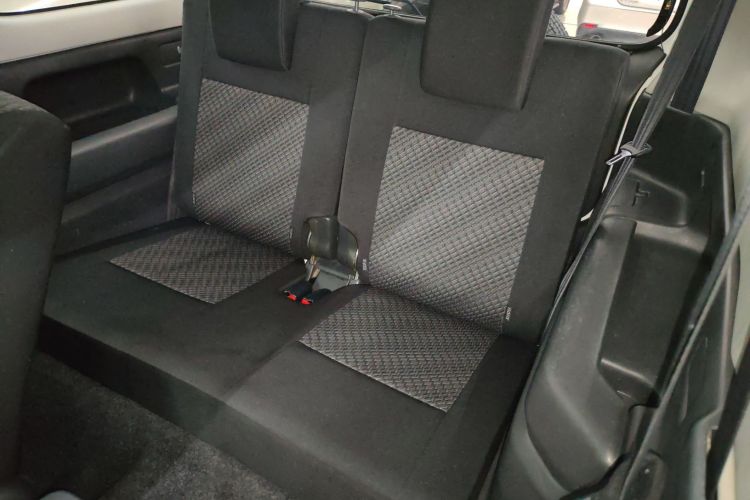 Suzuki Jimny (Imported) 2017 immagine di auto #13