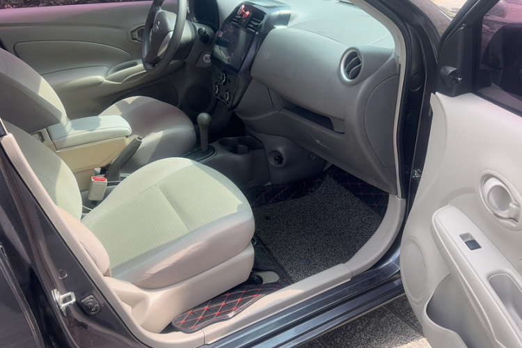 Nissan Sunny 2017 car image #13
