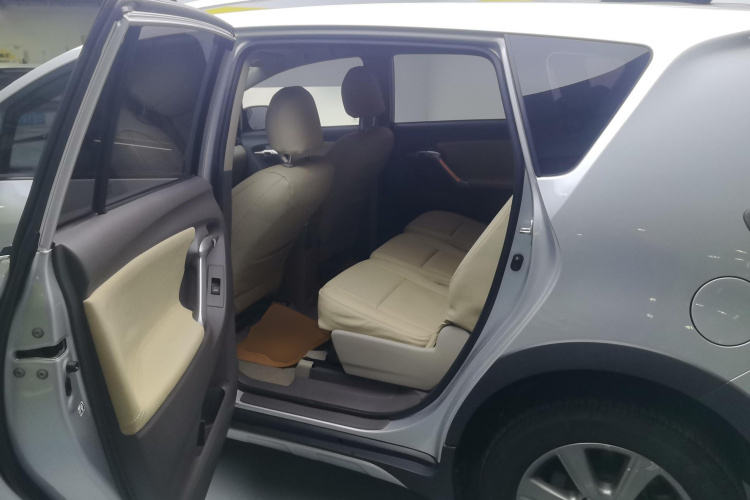 Toyota Verso 2016 car image #13