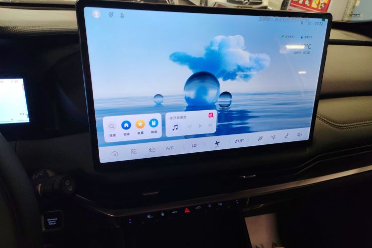 GEELY Okavango L 2025 car image #13