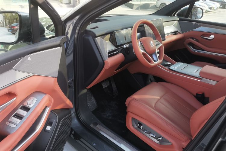 BYD Tang L 2025 #13 BYD Tang L 2025 car image #13