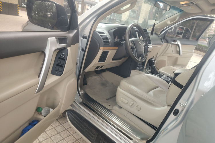 丰田 普拉多 2018 汽车图片 #13