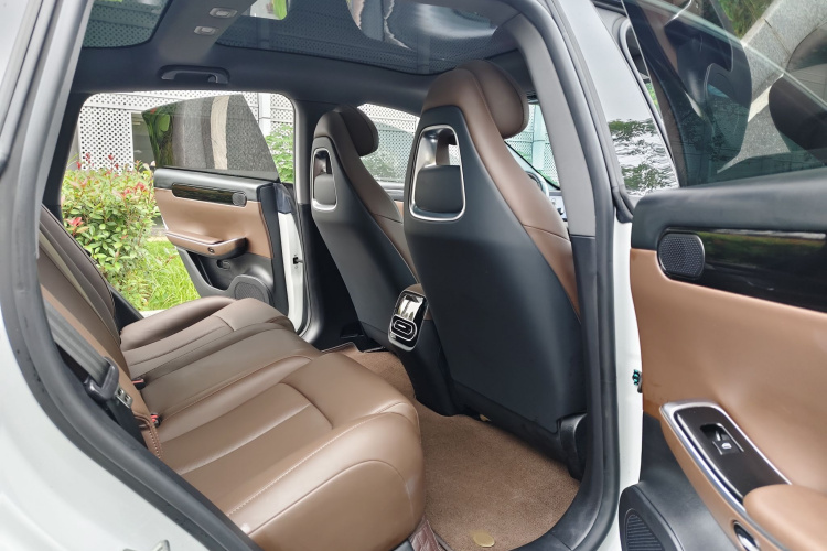 零跑汽车 零跑C01 2023 汽车图片 #13