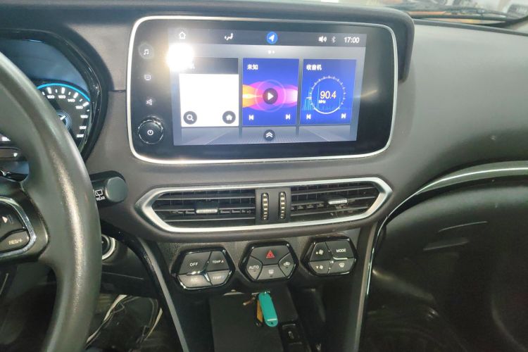 GAC ix4 2018 #13 GAC ix4 2018 car image #13