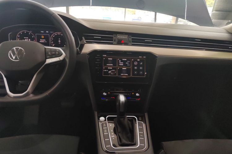 Volkswagen Passat Variant 2022 #13 Volkswagen Passat Variant 2022 immagine di auto #13