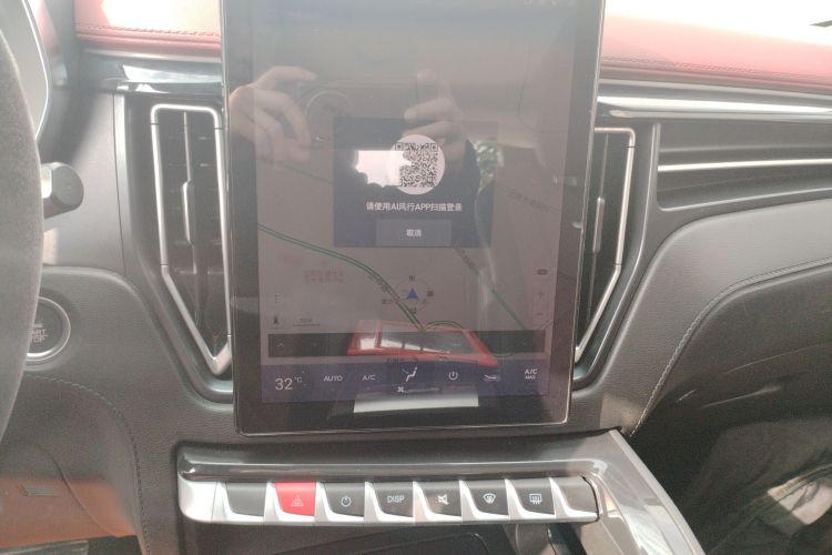 T5 2019 car image #13