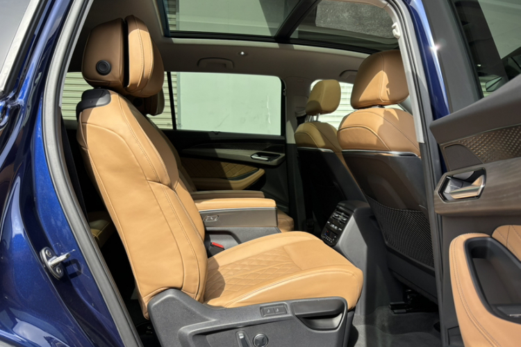 Audi Q6 2024 изображение автомобиля #13