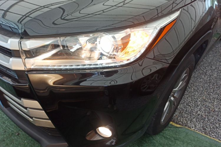 Toyota Highlander (Imported) 2021 #13 Toyota Highlander (Imported) 2021 immagine di auto #13