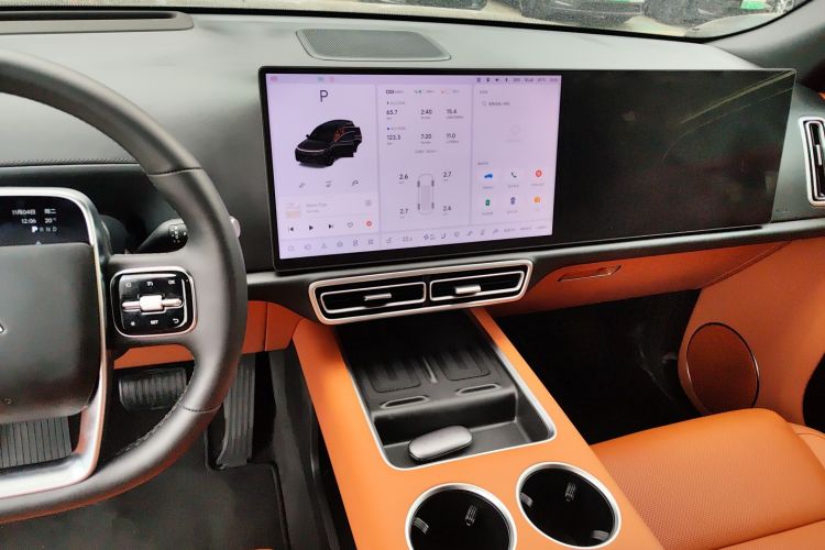 Li L8 2025 imagem de carro #13