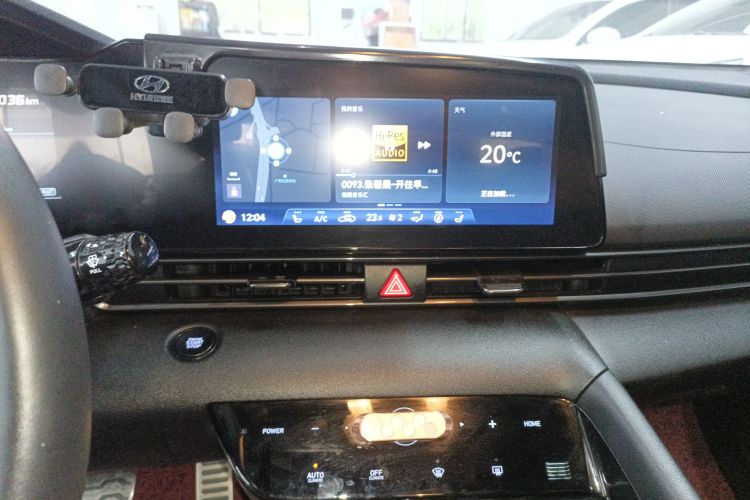 Hyundai Elantra EV 2022 car image #13