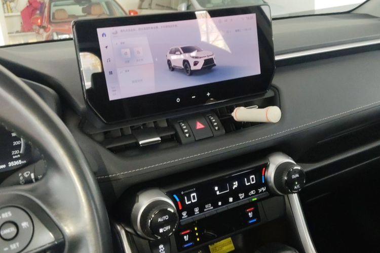 Toyota Wildlander 2023 imagem de carro #13