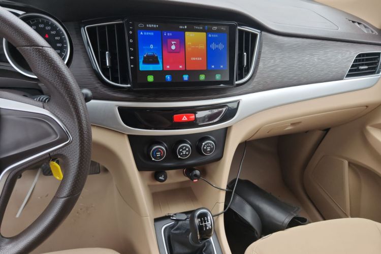 五菱汽车 五菱730 2019 #13 五菱汽车 五菱730 2019 汽车图片 #13