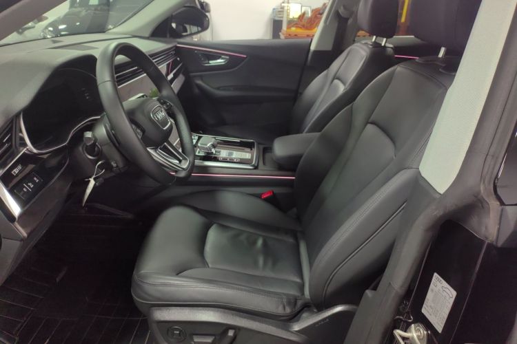 Audi Q8 2021 #13 Audi Q8 2021 car image #13