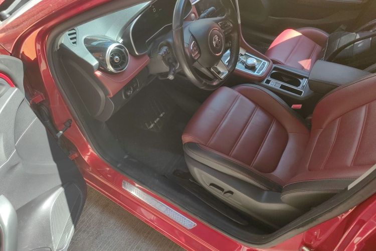 MG 6 New Energy 2020 immagine di auto #13