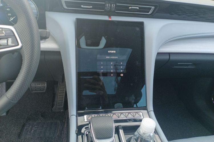 HongQi H5 PHEV 2025 #13 HongQi H5 PHEV 2025 immagine di auto #13