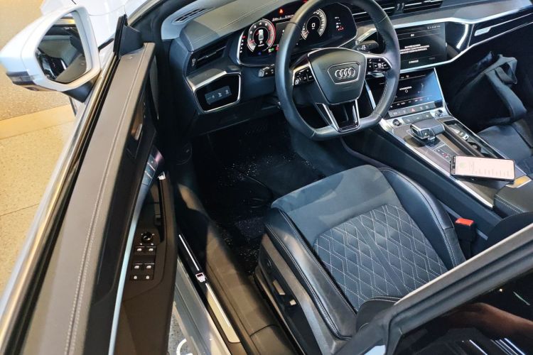 Audi A7L 2022 #13 Audi A7L 2022 car image #13