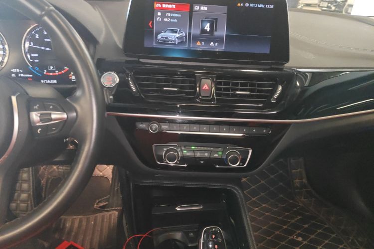 BMW 1 Series 2021 #13 BMW 1 Series 2021 car image #13