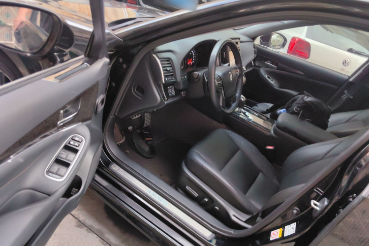 丰田 皇冠 2019 汽车图片 #13