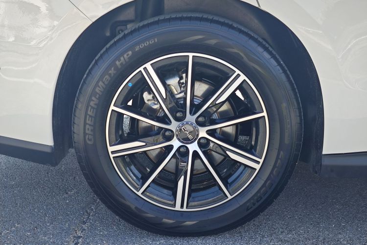 BYD Seal 06 DM-i 2025 immagine di auto #13