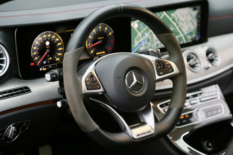 Mercedes-Benz E AMG 2018 immagine di auto #13