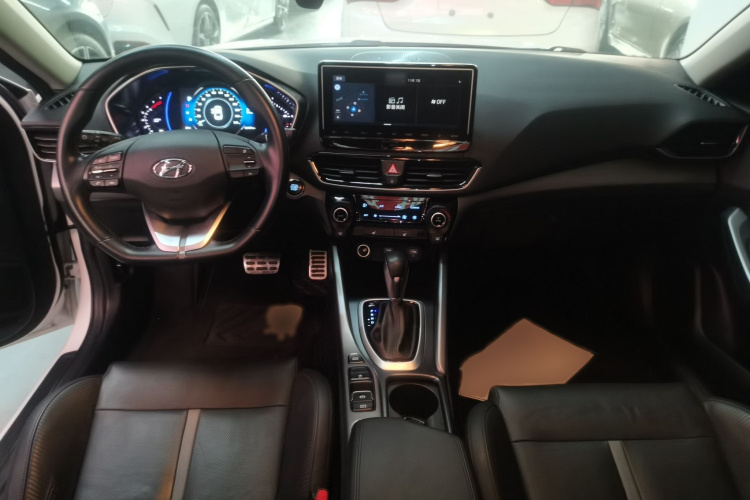 Hyundai Lafesta 2020 car image #13