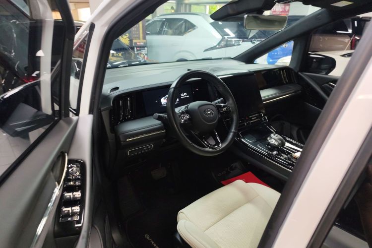 GAC Trumpchi M8 2022 #13 GAC Trumpchi M8 2022 car image #13