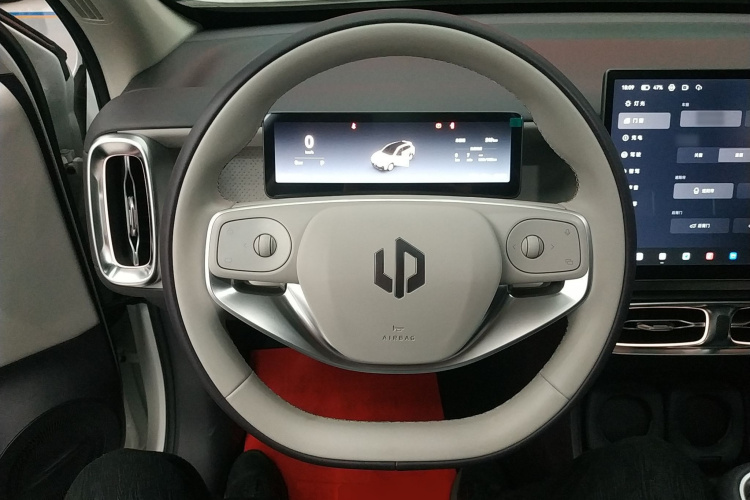 零跑汽车 零跑B10 2025 汽车图片 #13