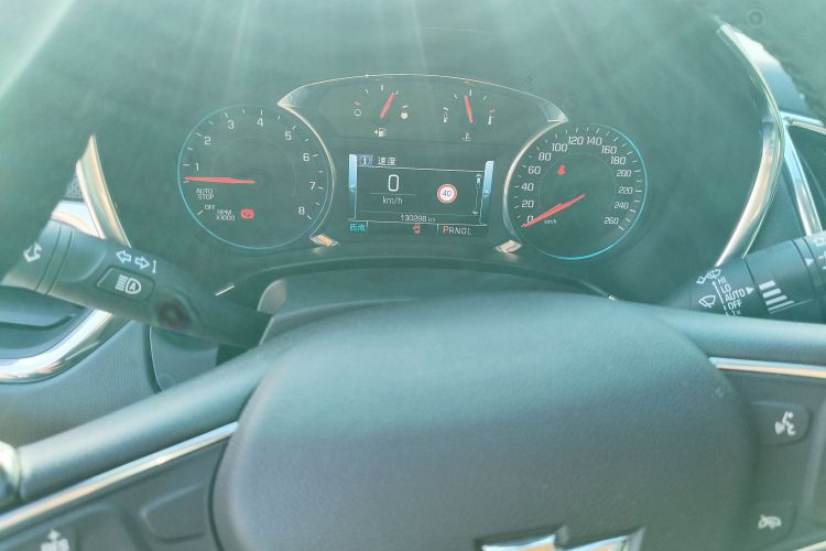 Chevrolet Equinox 2018 #13 Chevrolet Equinox 2018 car image #13