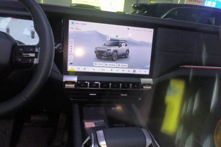 Deepal G318 2025 car image #13