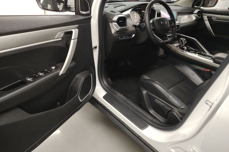 GEELY Coolray New Energy 2021 car image #13