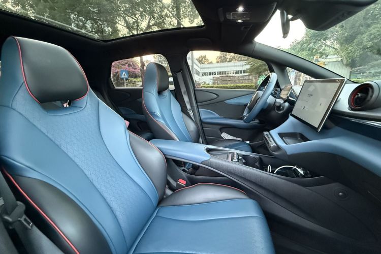 BYD Dolphin 2021 car image #13