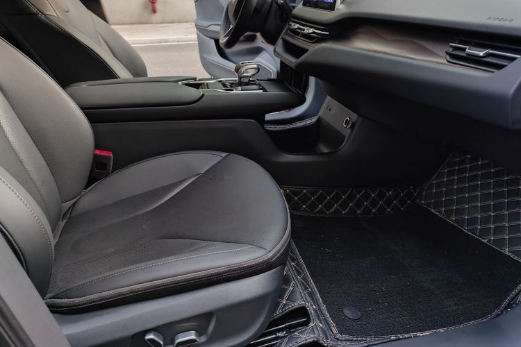 HongQi E-QM5 2024 immagine di auto #13