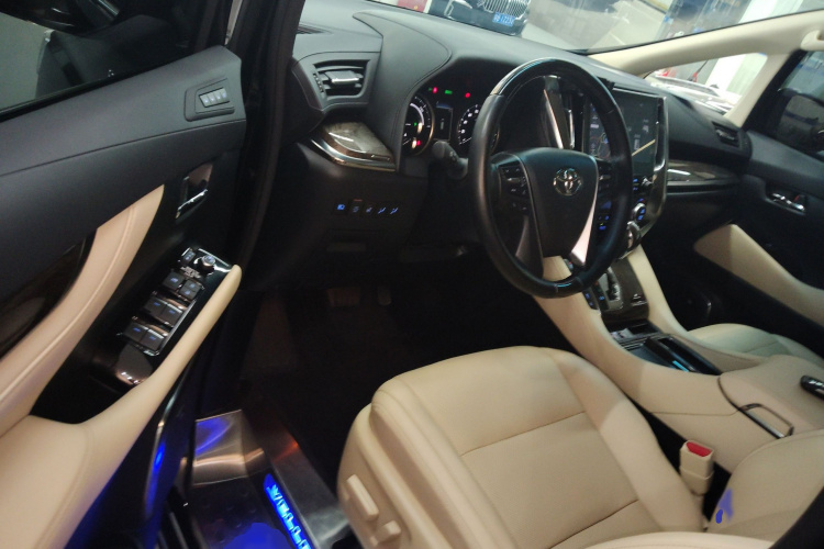 Toyota Vellfire 2022 #13 Toyota Vellfire 2022 immagine di auto #13