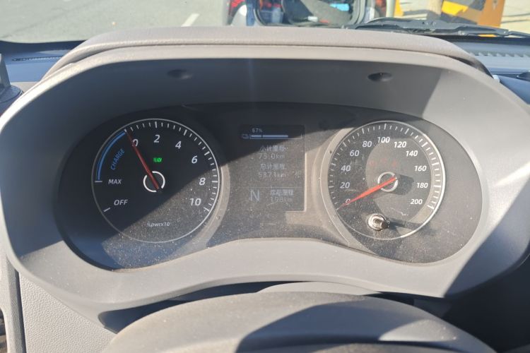 五菱汽车 五菱扬光电卡 2025 汽车图片 #13