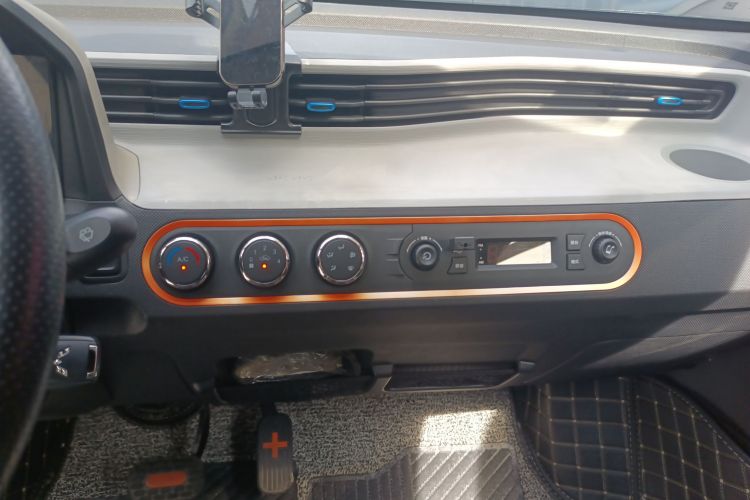 Wuling Hongguang MINI EV 2021 car image #13